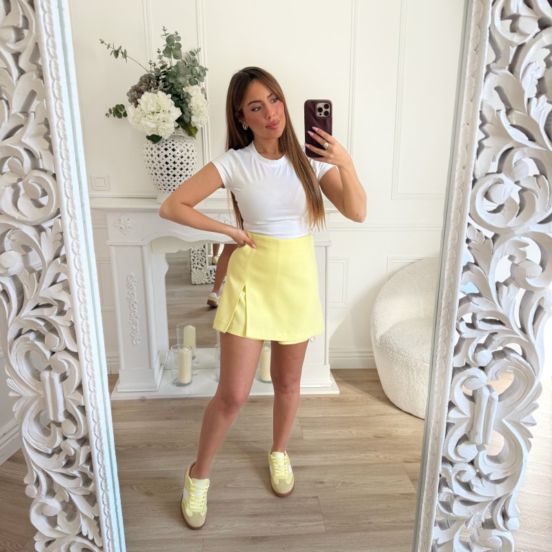 JUPE SHORT JAUNE